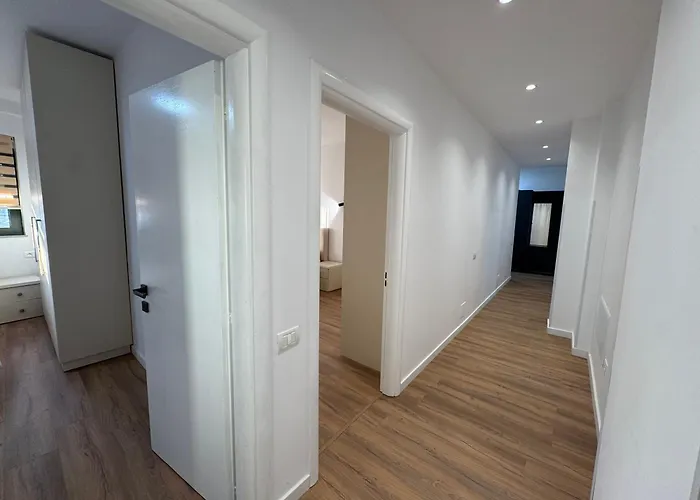 Our Apartment, Center Of Apartamento Tirana